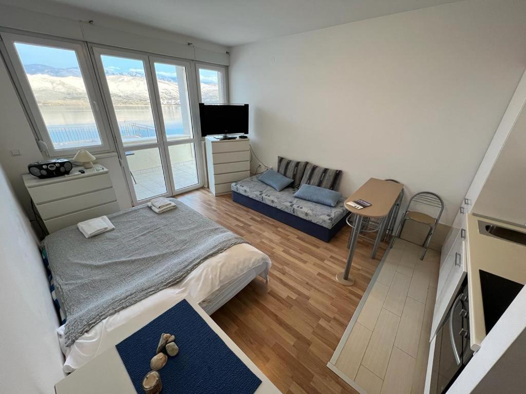 Sea View & Pool Studio 帕格 外观 照片